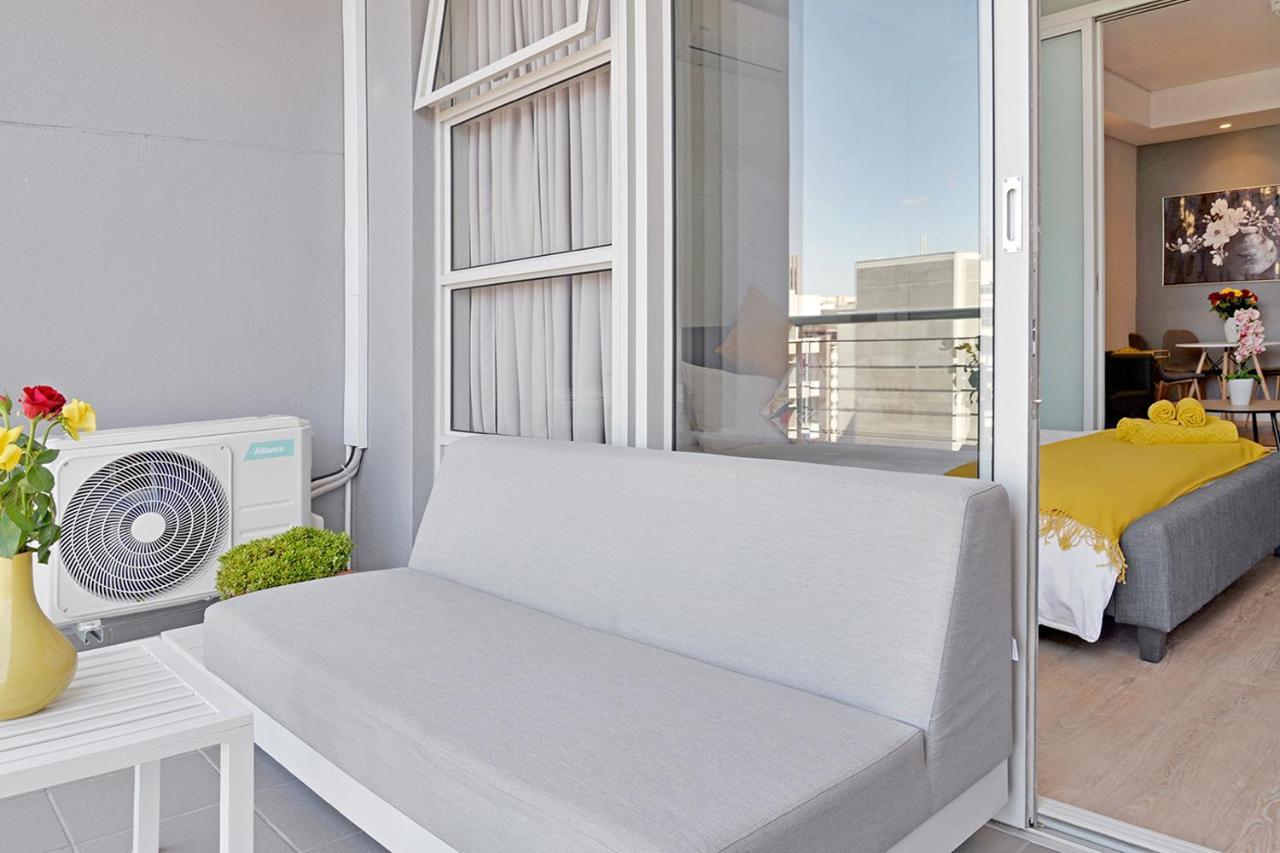 Margot - Luxury Apartment, City, Ocean & Mountain Views! * Kaapstad