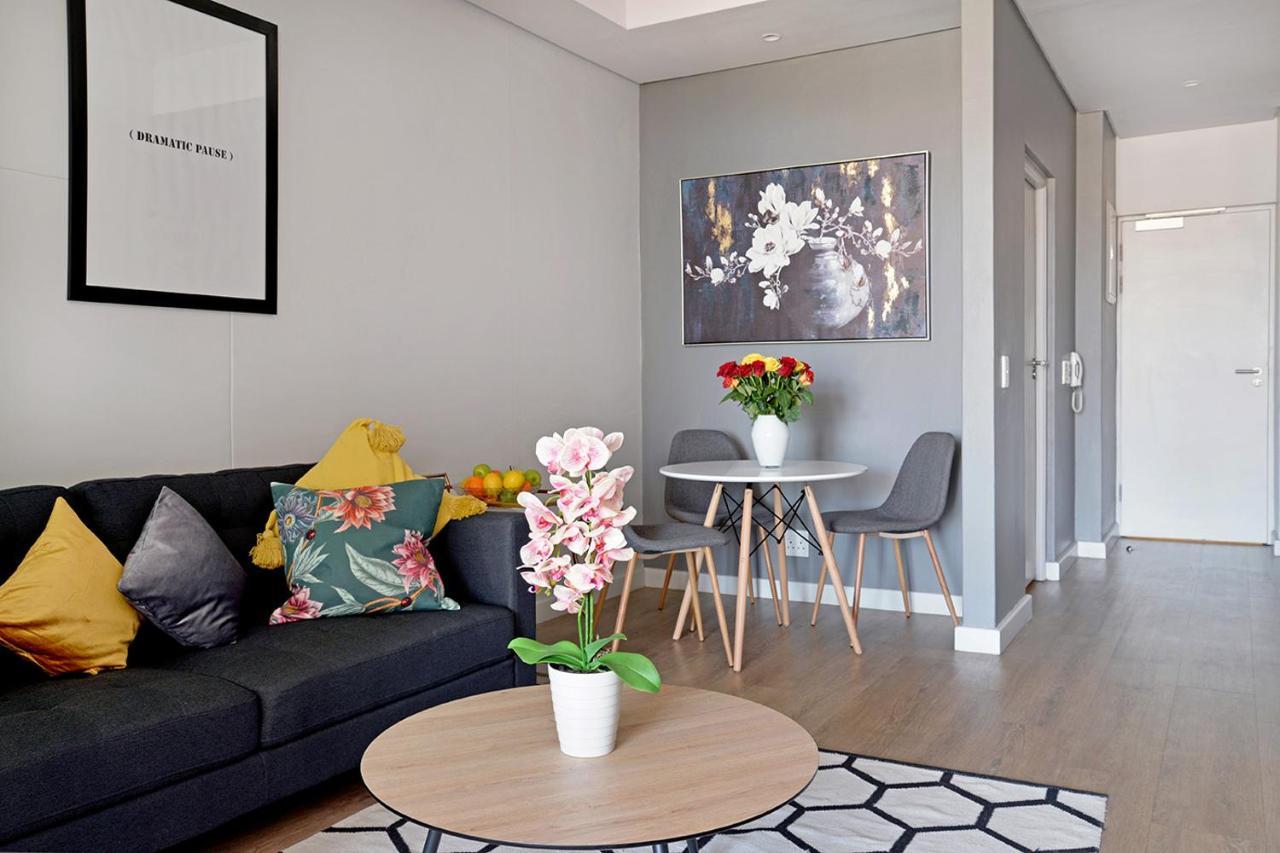 Margot - Luxury Apartment, City, Ocean & Mountain Views! Appartement *